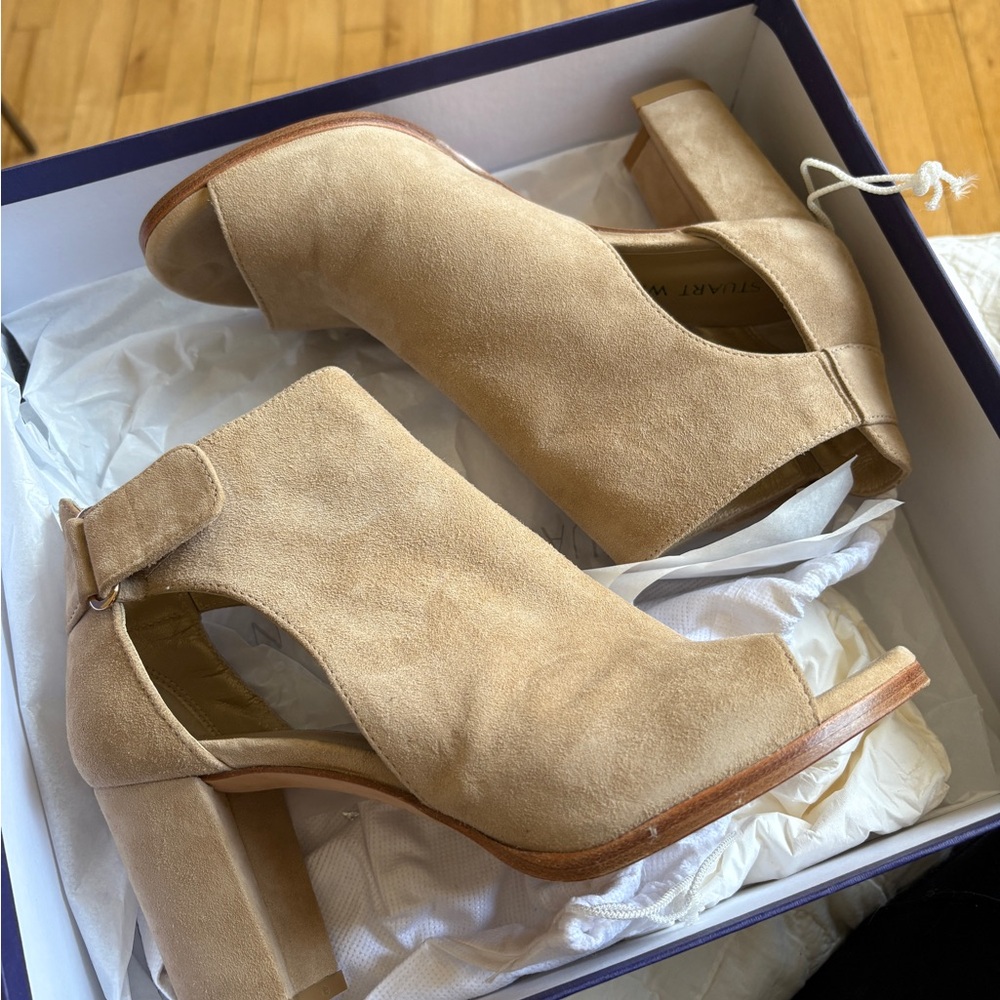 Stuart Weitzman Tan Heeled Boots Suede
